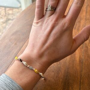 Marlyn Schiff Minimalist Shell Bracelet